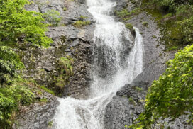 七種の滝（雄滝）