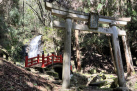 鳥居・太鼓橋